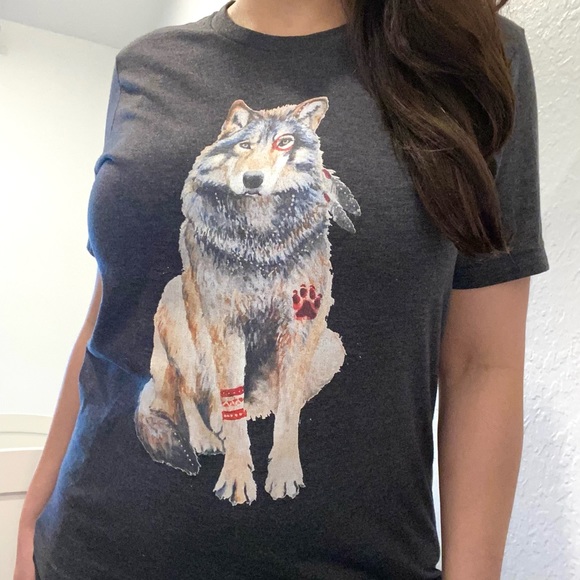 Wolf Tee Size Medium - Picture 2 of 2